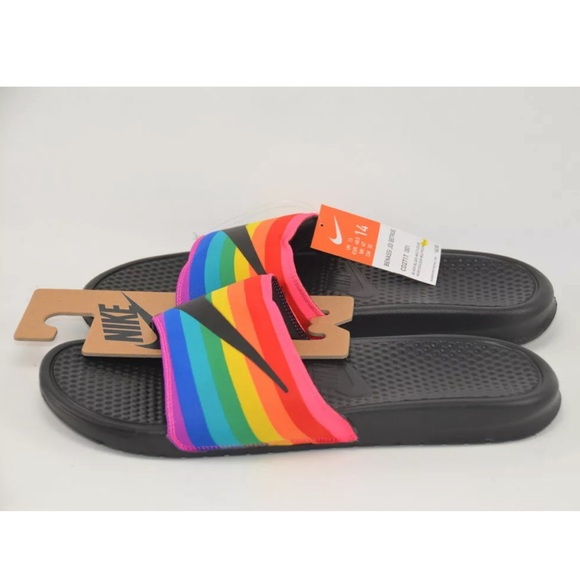 nike benassi be true slides